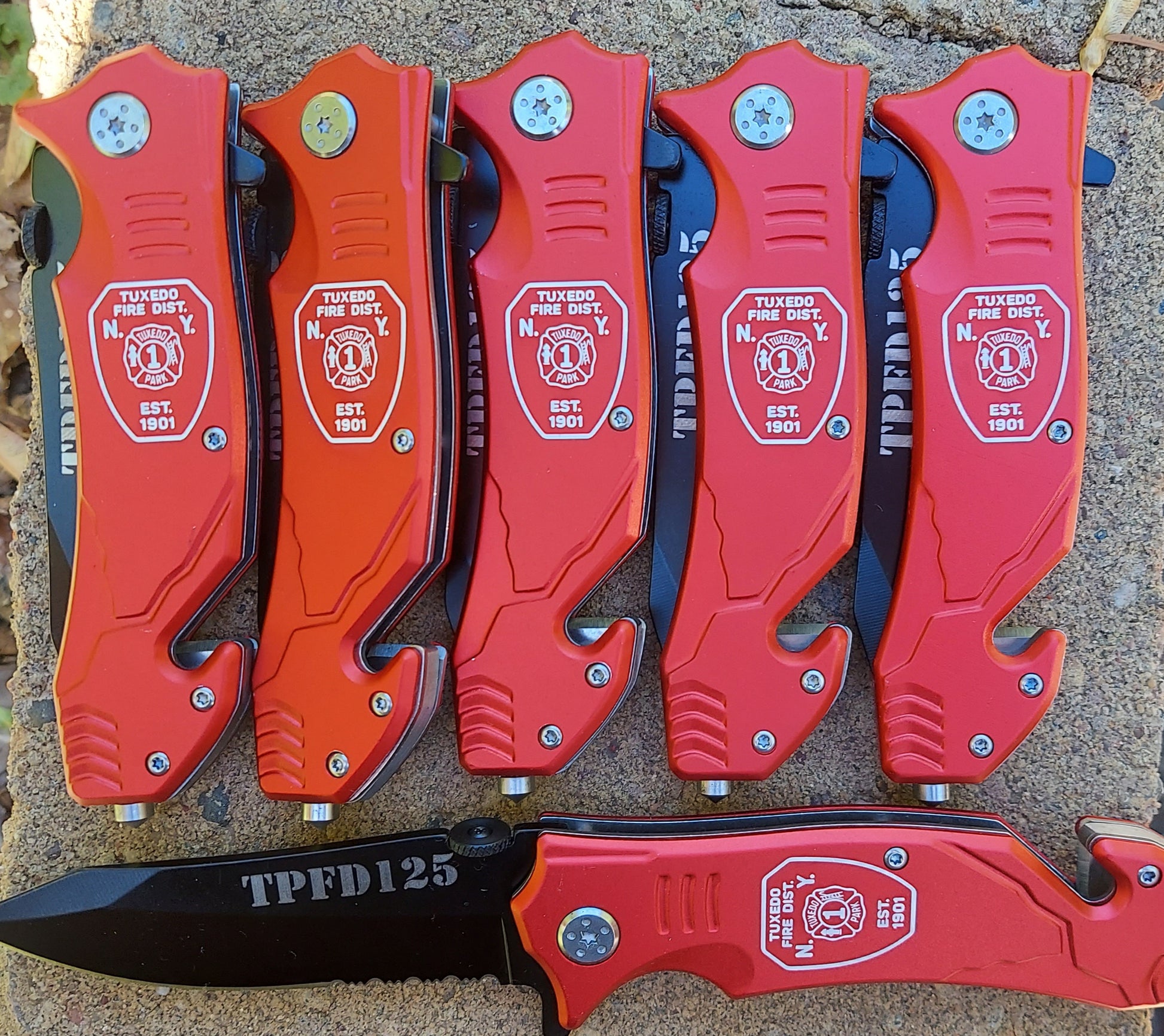 custom engraved red bison river knives firefighter fireman paramedic fire department 
