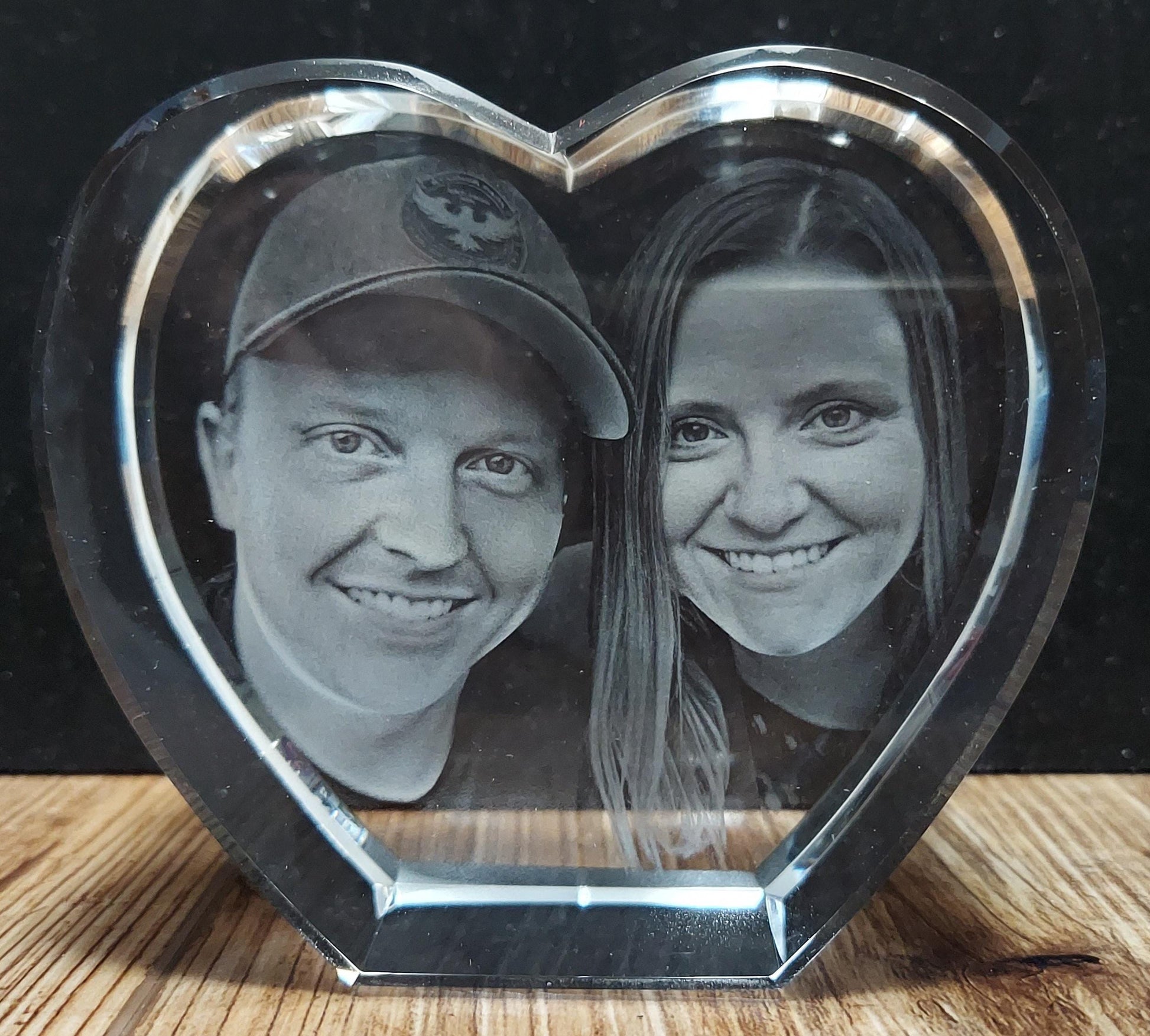 custom laser engraved 3d crystal heart shaped keepsake