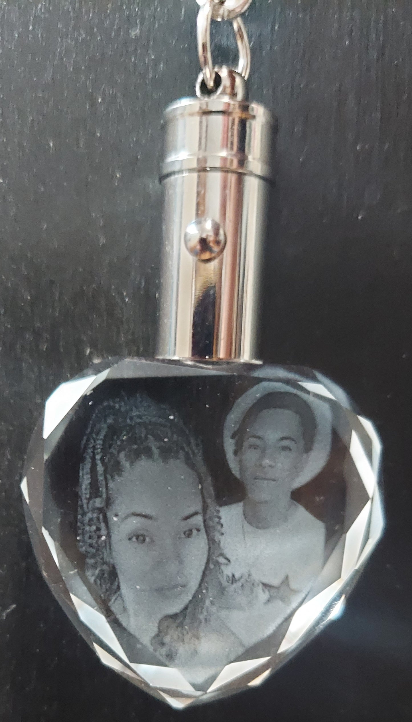 custom laser engraved 3d crystal heart shaped keychain