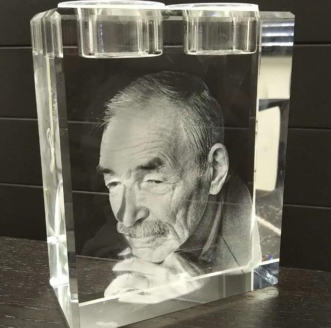 custom laser engraved 3d crystal urn candle holder 